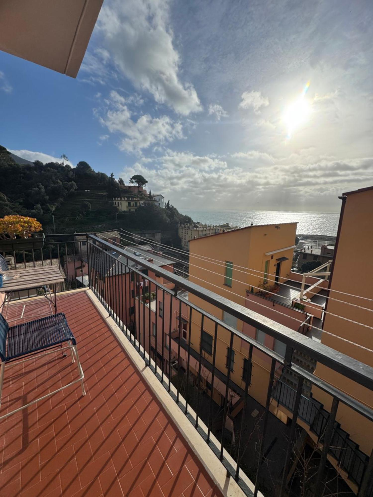 2-Bedroom Sunny Sea View With Balcony, La Casa Di Christine Monterosso al Mare Luaran gambar