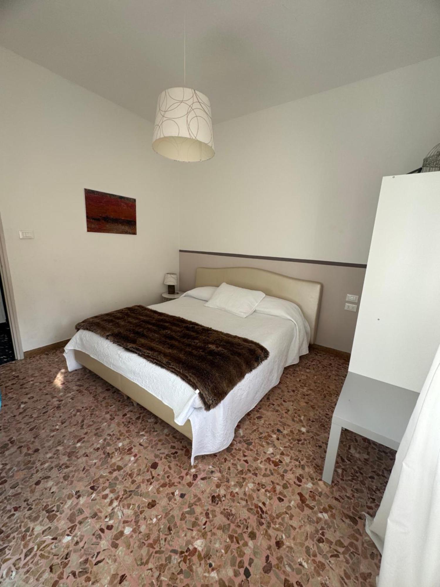 2-Bedroom Sunny Sea View With Balcony, La Casa Di Christine Monterosso al Mare Luaran gambar